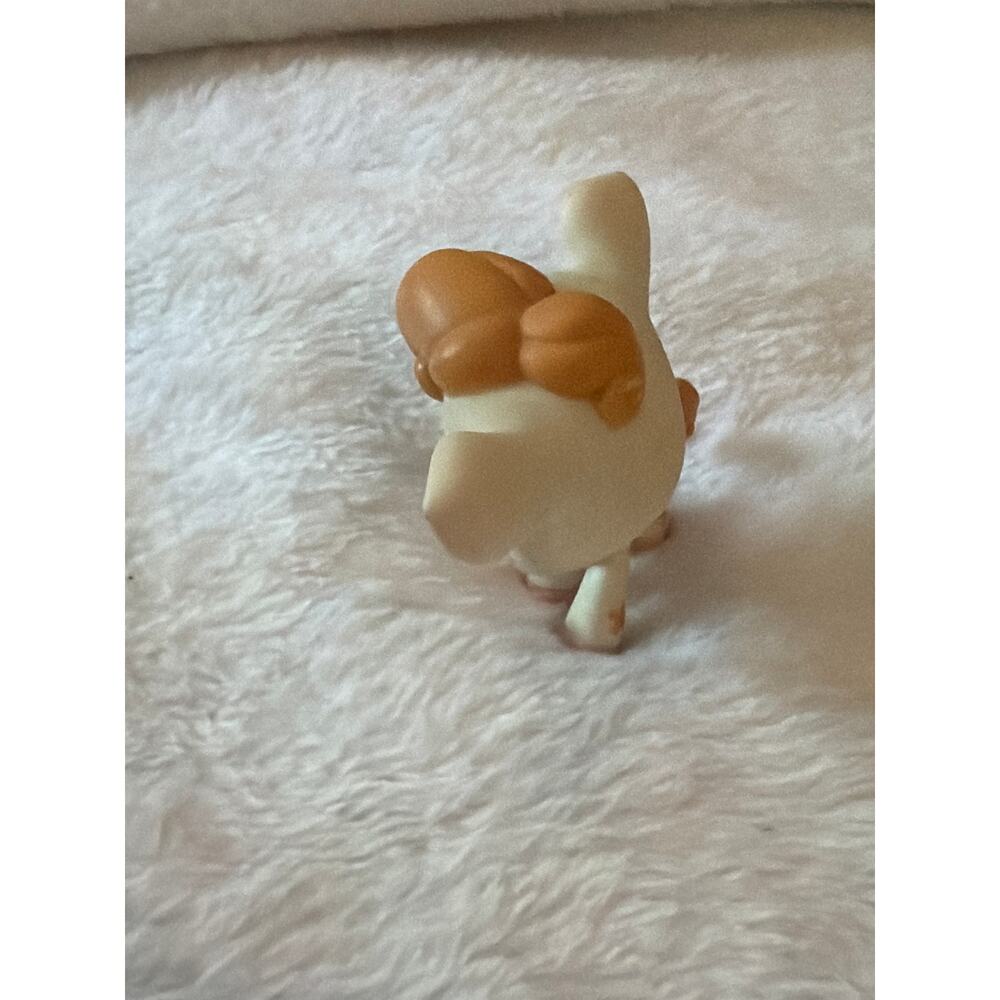 Hasbro Littlest Pet Shop Cow #877 White Brown LPS Figure Blue Star Eyes 2007 - Picture 4 of 14